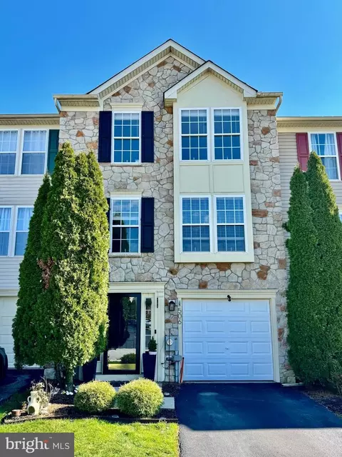 506 Broad Meadow Dr, Parkesburg, PA 19365