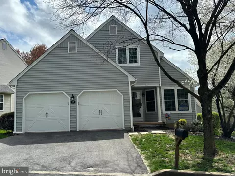 13 Blue Heron Ln, Downingtown, PA 19335