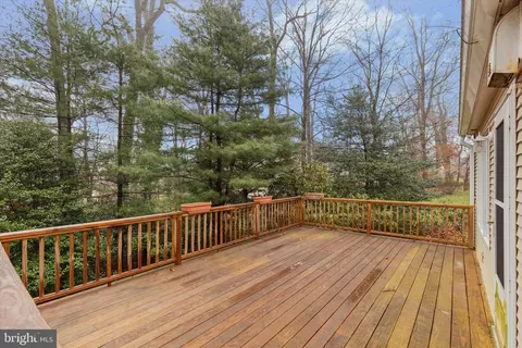 Exterior - 671 Davis Ln, Wayne, PA 19087 photo 5 of 7