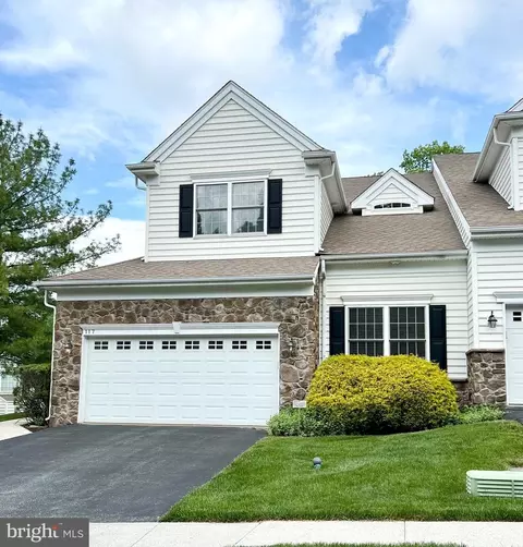 117 Whiteland Hills Cir, Exton, PA 19341