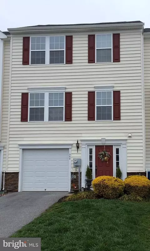 368 Larose Dr, Coatesville, PA 19320