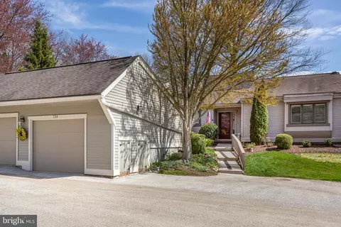 724 Inverness Dr, West Chester, PA 19380
