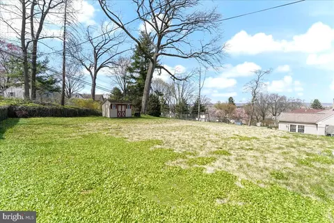 Exterior - 4 Longview Rd, Malvern, PA 19355 photo 10 of 10