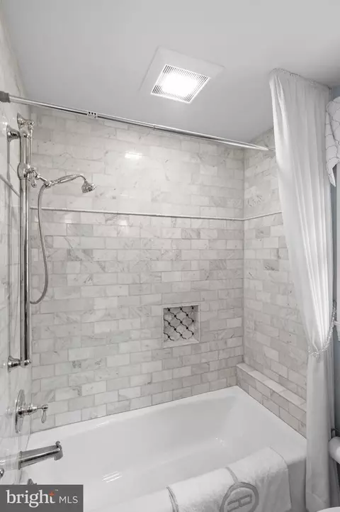 Bath - 243 Walnut Rd, Strafford, PA 19087 photo 4 of 4