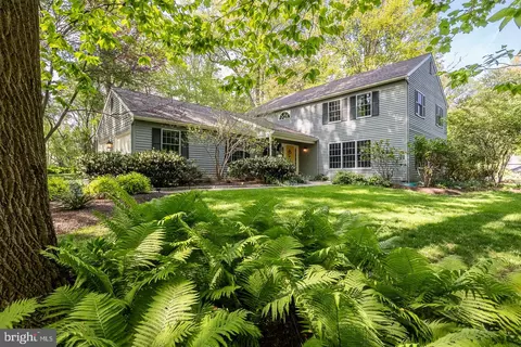 709 Clover Ridge Dr, West Chester, PA 19380