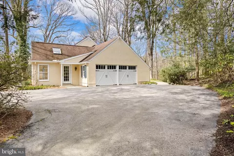 Exterior - 175 Beaumont Rd, Devon, PA 19333 photo 11 of 16
