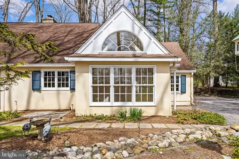 Exterior - 175 Beaumont Rd, Devon, PA 19333 photo 6 of 16