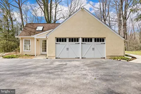 Exterior - 175 Beaumont Rd, Devon, PA 19333 photo 5 of 16