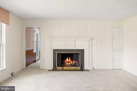 Living - 175 Beaumont Rd, Devon, PA 19333 photo 3 of 7