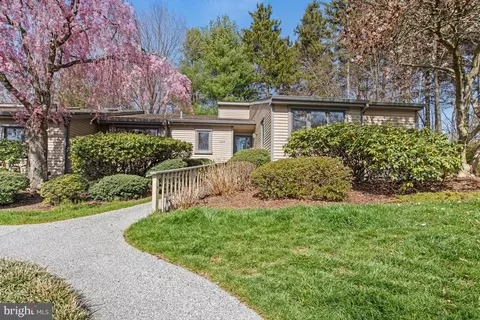 1225 Princeton Ln, West Chester, PA 19380