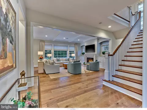304 Old Kingfisher Ln, Malvern, PA 19355