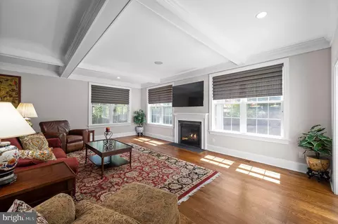 Living - 498 Pugh Rd, Wayne, PA 19087 photo 1 of 6