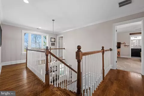 Entry Way - 498 Pugh Rd, Wayne, PA 19087 photo 3 of 3