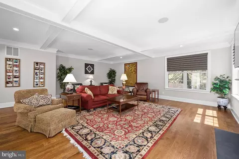 Living - 498 Pugh Rd, Wayne, PA 19087 photo 2 of 6