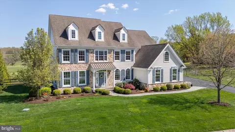 300 Laurali Dr, Kennett Square, PA 19348
