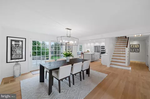 Dining - 121 Hunters Ln, Devon, PA 19333 photo 2 of 3
