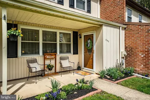 202 Westbury Ct, Downingtown, PA 19335