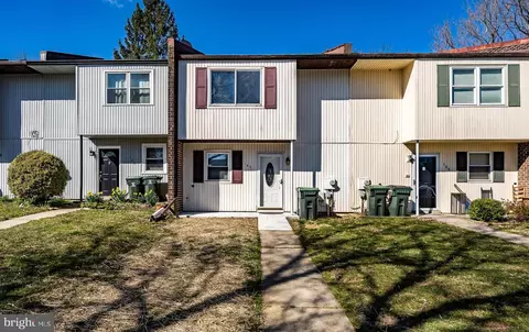 147 Ascot Ct, Downingtown, PA 19335