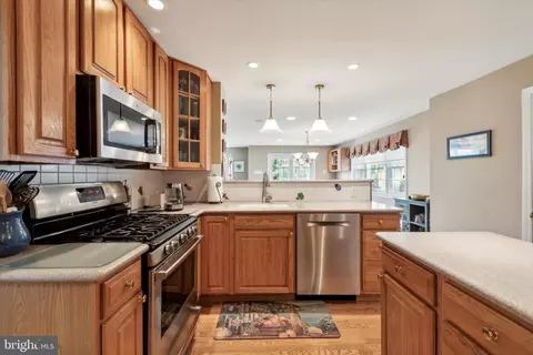 Kitchen - 56 Croton Rd, Wayne, PA 19087 photo 2 of 3