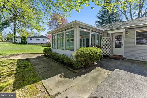 Exterior - 377 Red Fox Rd, Wayne, PA 19087 photo 6 of 12