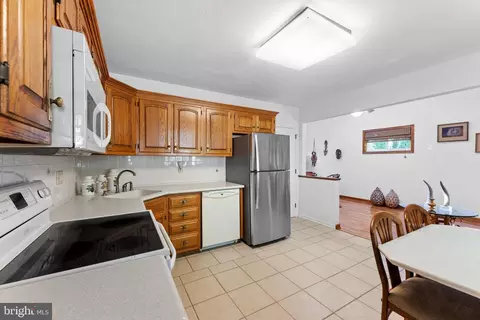Kitchen - 377 Red Fox Rd, Wayne, PA 19087 photo 1 of 3