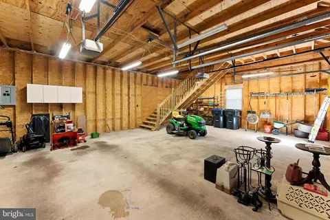 Exterior - 377 Red Fox Rd, Wayne, PA 19087 photo 10 of 12