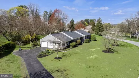 Exterior - 1259 Thomas Rd, Wayne, PA 19087 photo 8 of 8