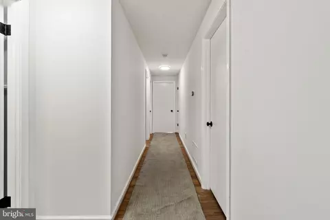 Entry Way - 1259 Thomas Rd, Wayne, PA 19087 photo 4 of 5