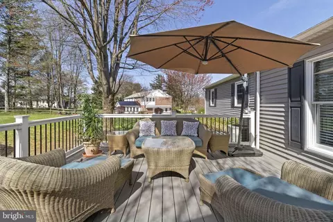 Exterior - 1259 Thomas Rd, Wayne, PA 19087 photo 4 of 8