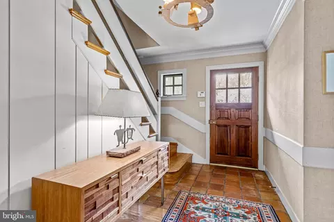 Entry Way - 362 Pond View Rd, Devon, PA 19333 photo 2 of 4