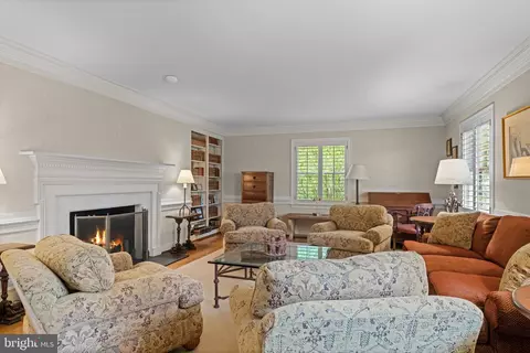 Living - 362 Pond View Rd, Devon, PA 19333 photo 1 of 6