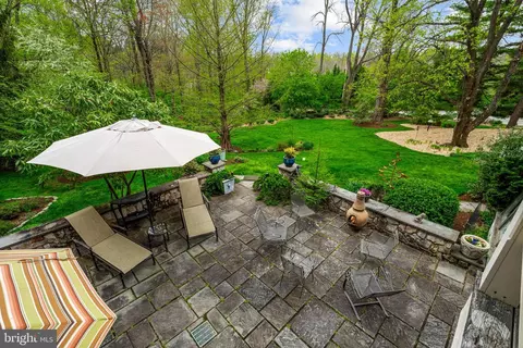 Exterior - 362 Pond View Rd, Devon, PA 19333 photo 10 of 17