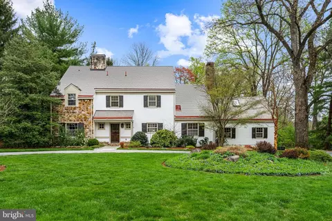 Exterior - 362 Pond View Rd, Devon, PA 19333 photo 3 of 17