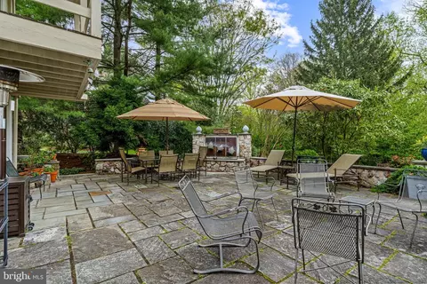 Exterior - 362 Pond View Rd, Devon, PA 19333 photo 13 of 17