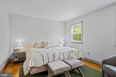 Bedroom - 362 Pond View Rd, Devon, PA 19333 photo 5 of 7