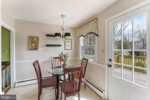 Dining - 430 Heatherwood Ln, Devon, PA 19333 photo 5 of 5