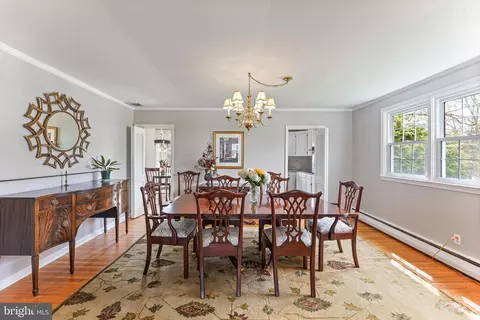 Dining - 430 Heatherwood Ln, Devon, PA 19333 photo 1 of 5
