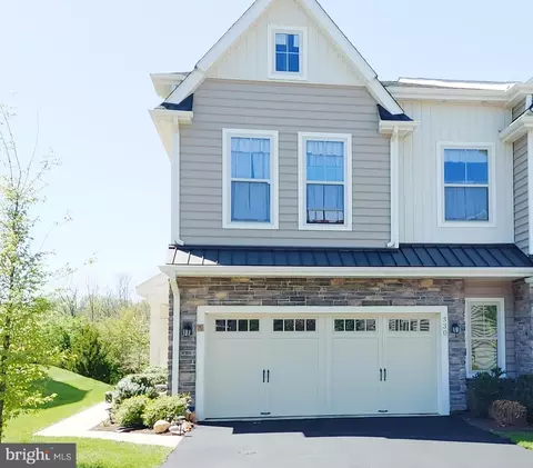 330 Redbud Ln, Kennett Square, PA 19348