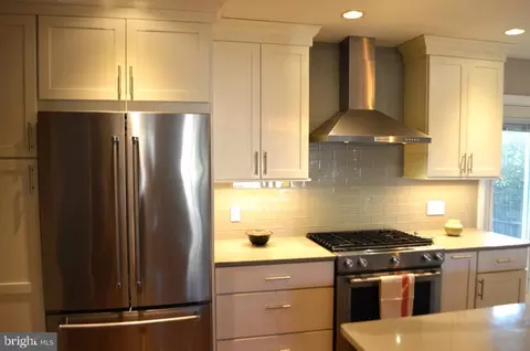 Kitchen - 206 Dorset Rd, Devon, PA 19333 photo 2 of 3