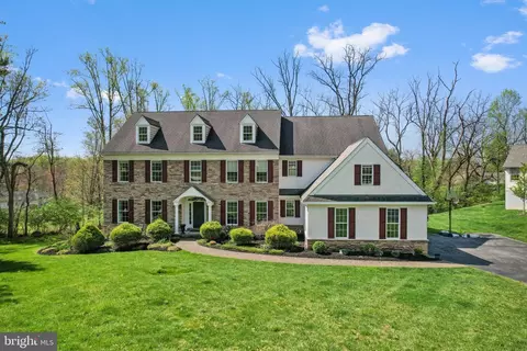 202 Painswick Ln, Downingtown, PA 19335