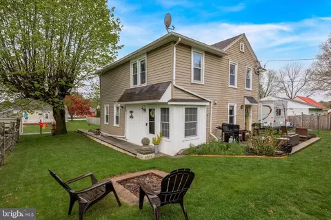 414 R Walnut St, Spring City, PA 19475