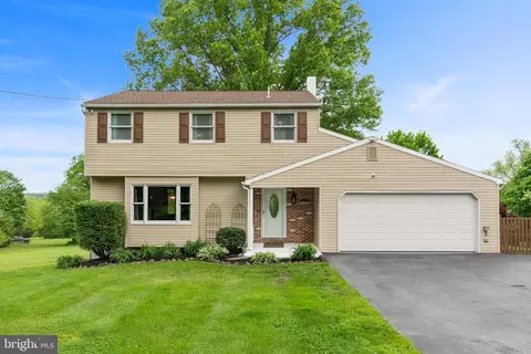 1072 Ebelhare Rd, Pottstown, PA 19465