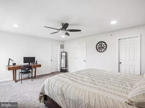 Bedroom - 10 Eagle Ln, Malvern, PA 19355 photo 2 of 4
