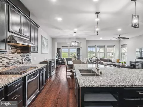 Kitchen - 10 Eagle Ln, Malvern, PA 19355 photo 2 of 4