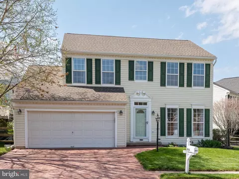 884 S York Dr, Downingtown, PA 19335