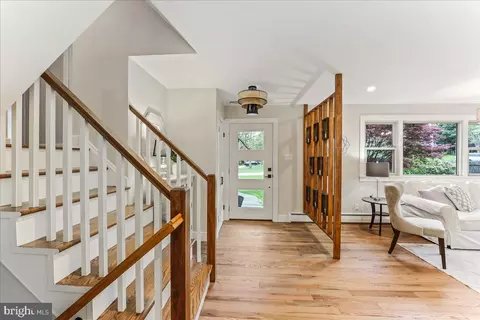 Entry Way - 1027 Townsend Cir, Wayne, PA 19087 photo 1 of 2