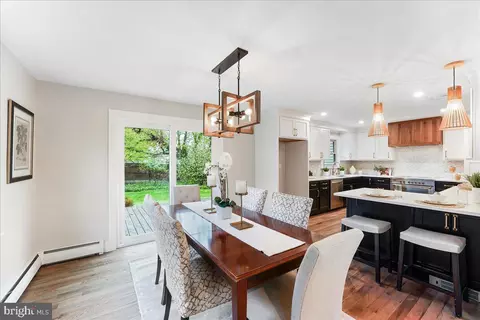 Dining - 1027 Townsend Cir, Wayne, PA 19087 photo 2 of 2
