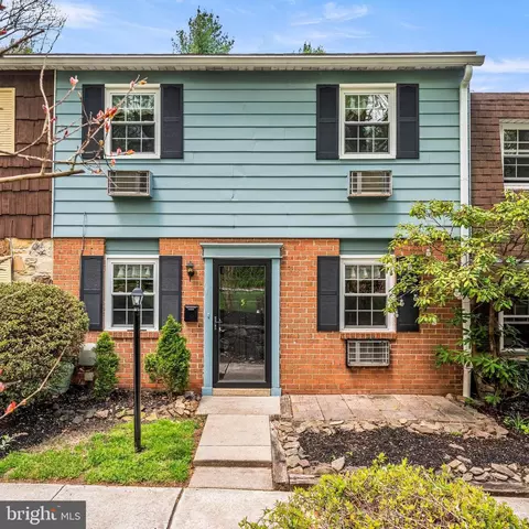 207 Walnut Hill Rd #D5, West Chester, PA 19382