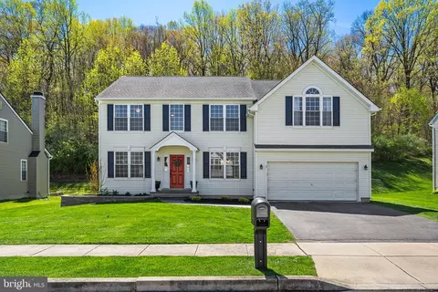 818 Windridge Ln, Downingtown, PA 19335