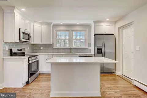 Kitchen - 21 Summit Rd, Malvern, PA 19355 photo 1 of 5
